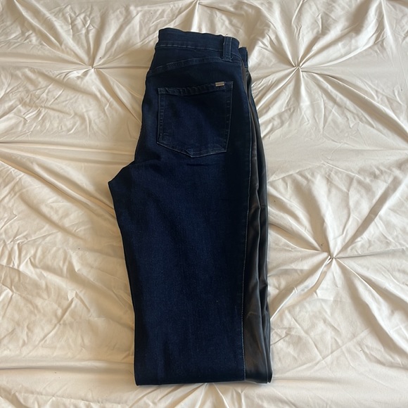 Jeans - Picture 3 of 4